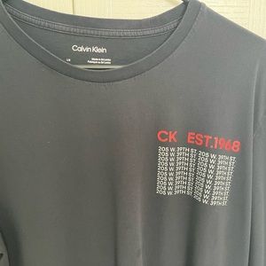 Calvin Klein long sleeves shirt in size Large for men